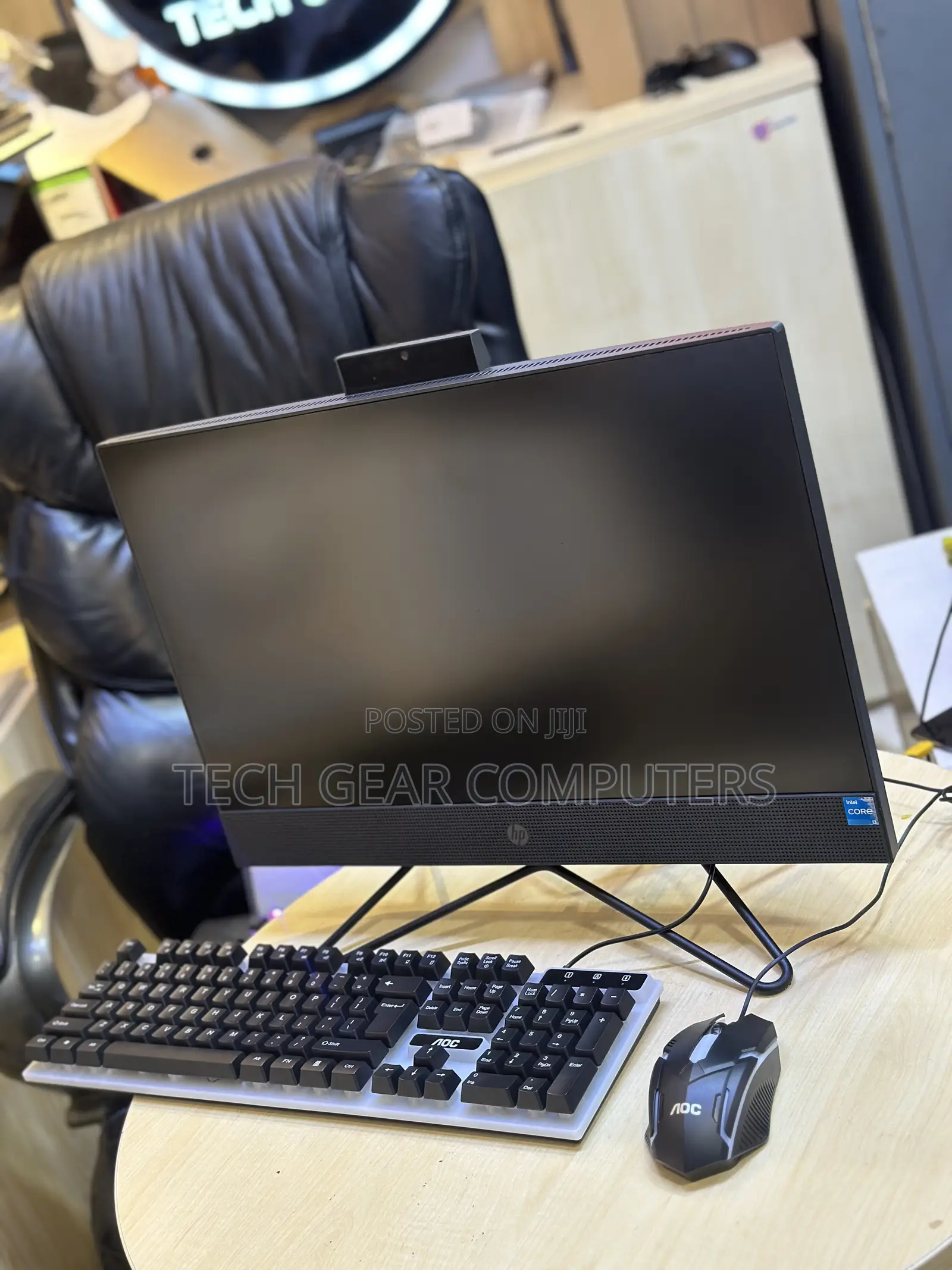 Desktop Computer HP 200 G4 22 All-in-One 8GB Intel Core i3 SSD 256GB