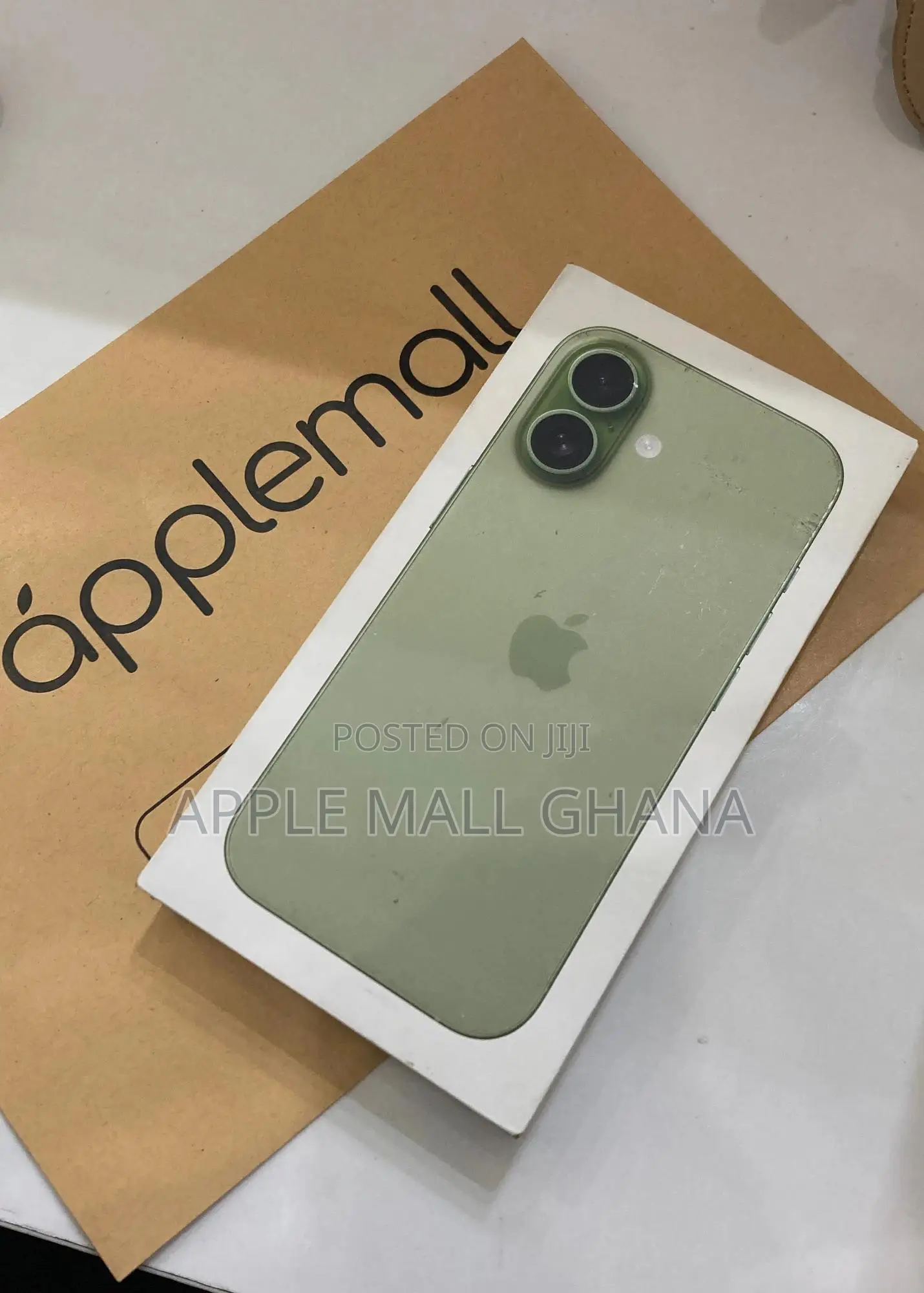New Apple iPhone 17 256 GB Green