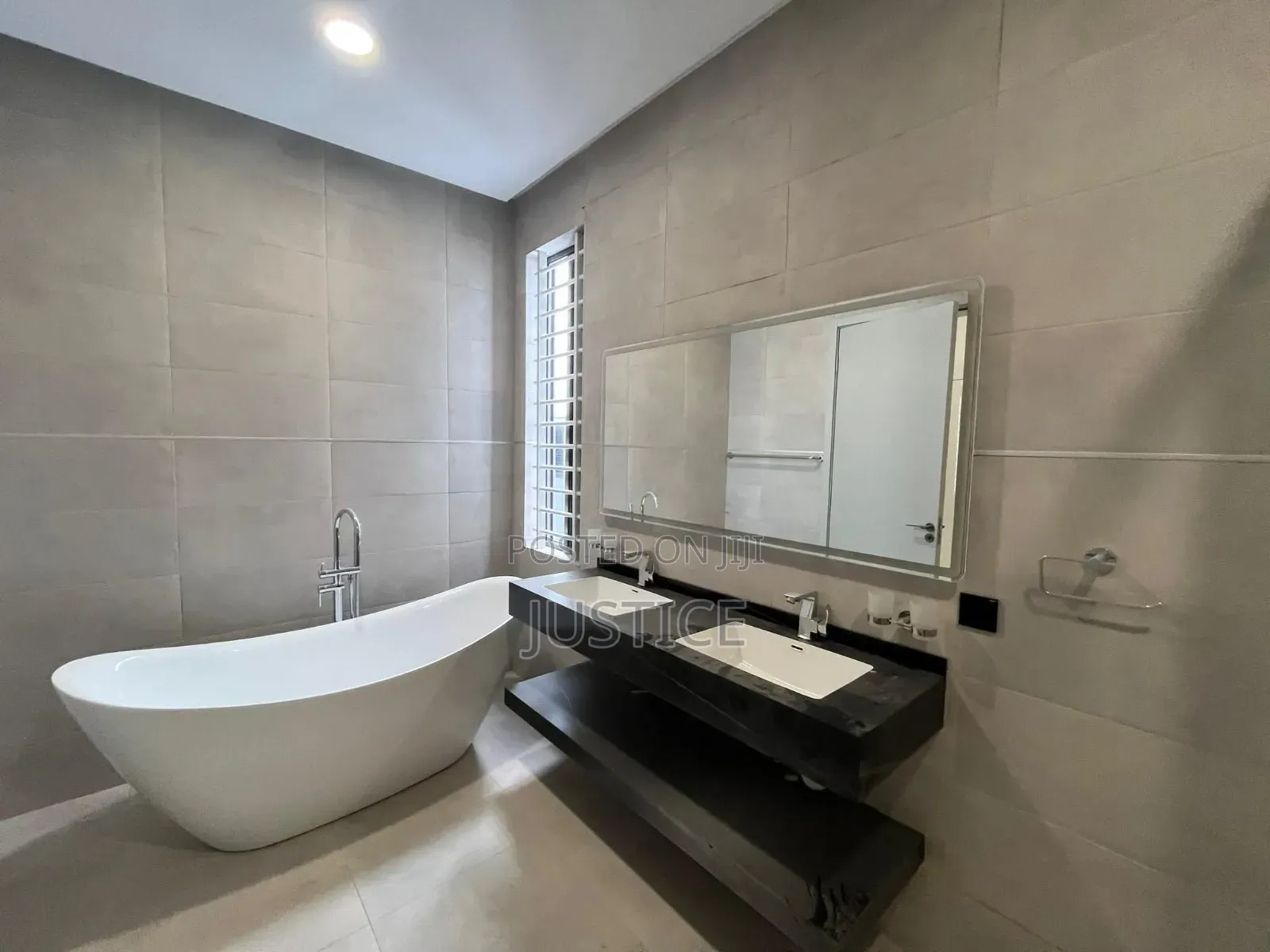 4bdrm House in Abelemkpe, Lincoln School Area for sale