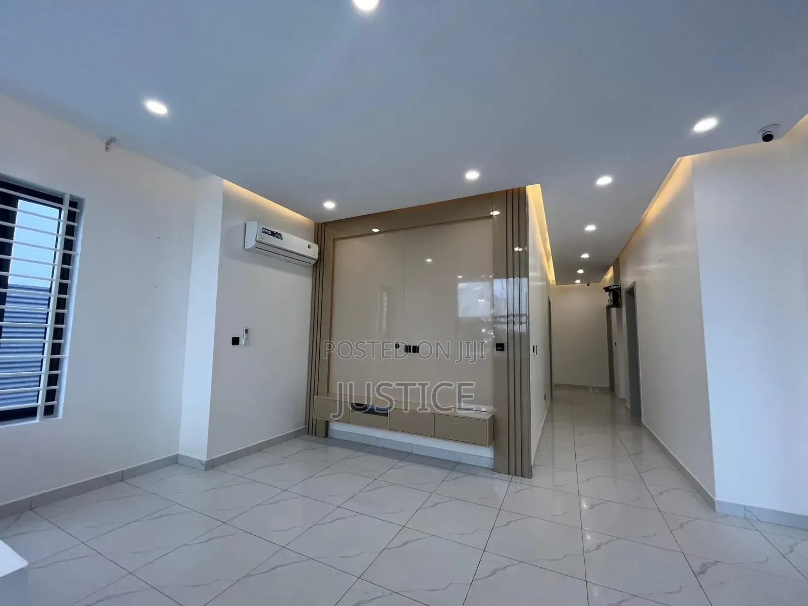 4bdrm House in Abelemkpe, Lincoln School Area for sale