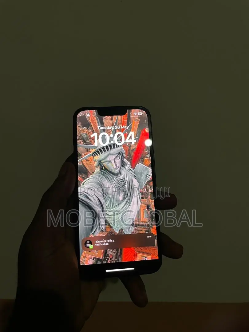 Apple iPhone 16e 128 GB Black