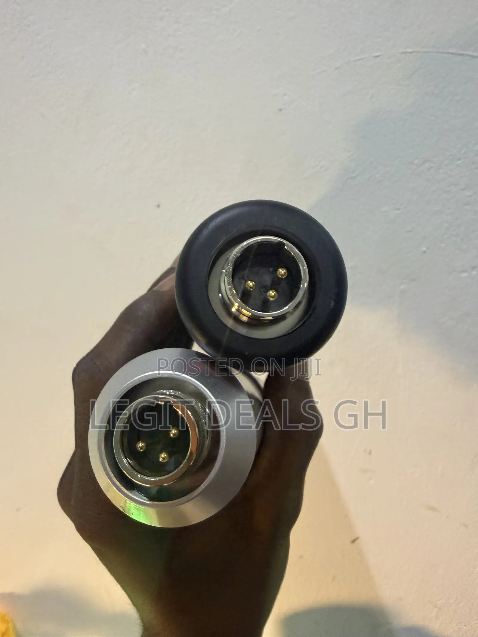 Scarlet Microphones