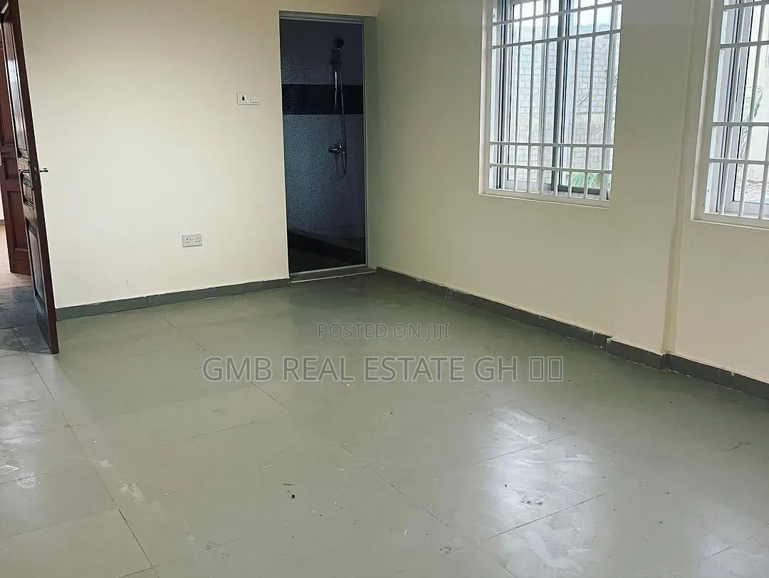 4bdrm House in Oyarifa, Ghana Flag for rent