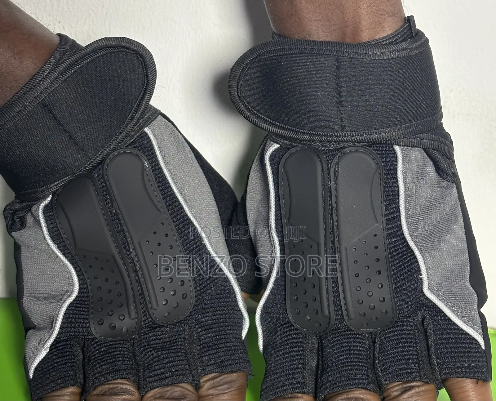 Original Weight Lifting Gym Gloves With Strong Grip
