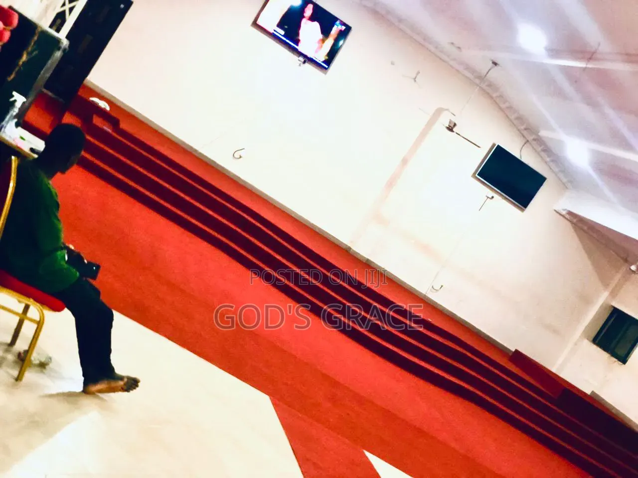 Red Wine Domestic Floor Carpet for Church Auditorium
