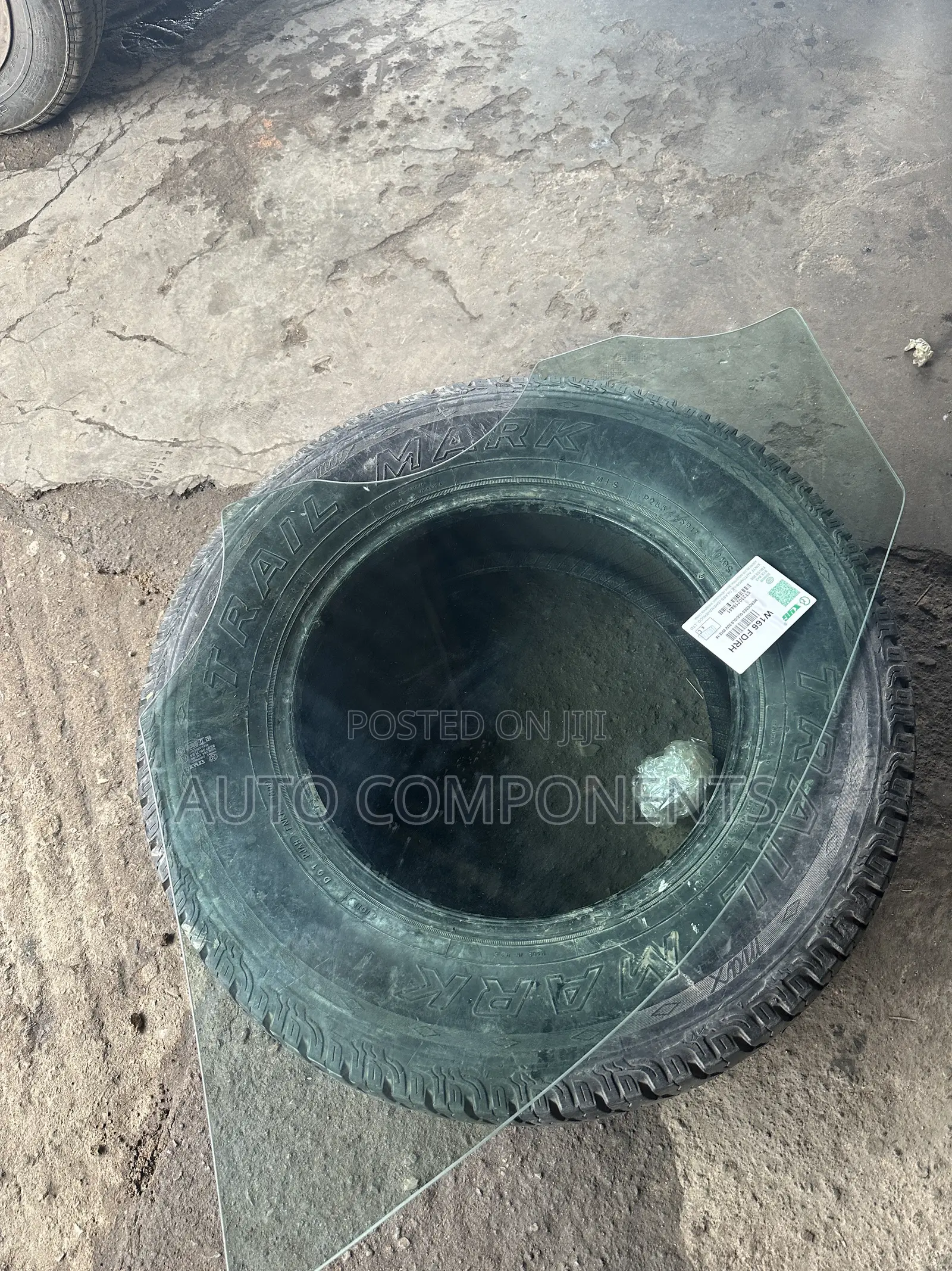 Mercedes Benz W166 (Ml and Gle) Front Right Door Glass