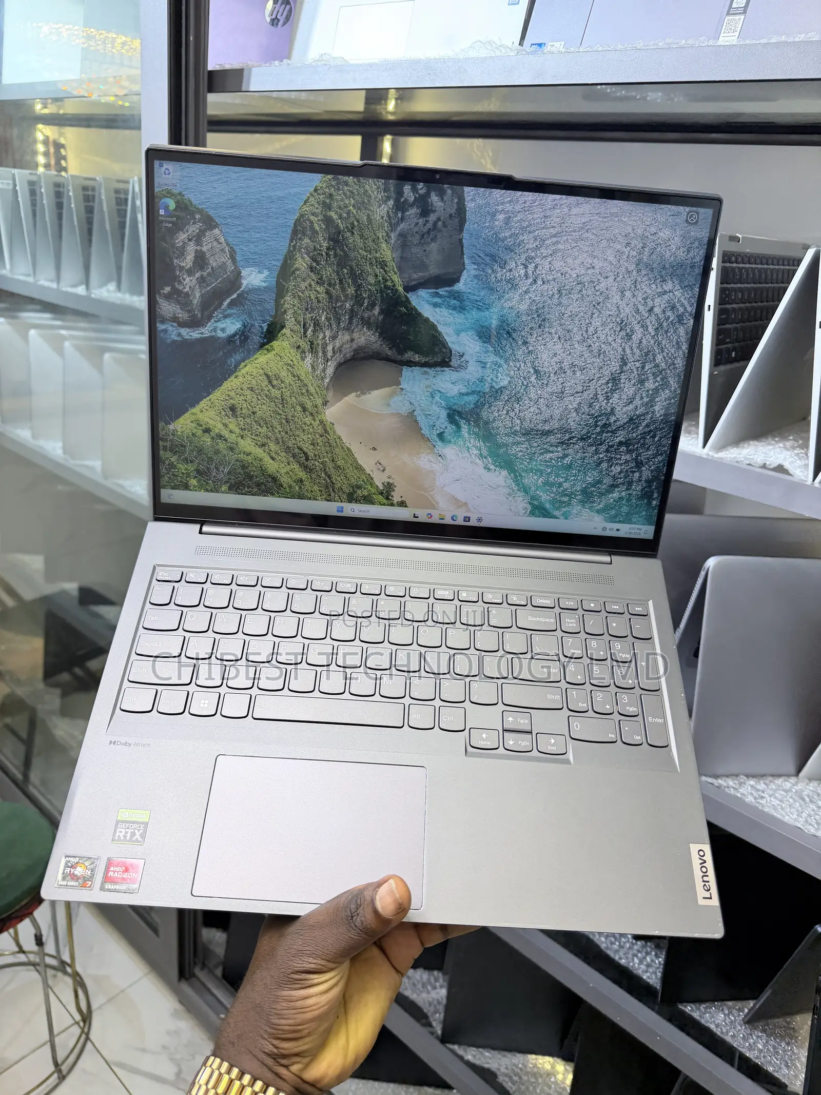 Laptop Lenovo Yoga 7i 16GB AMD Ryzen 7 SSD 512GB