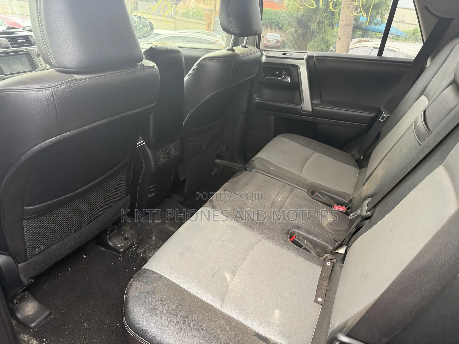 Toyota 4-Runner SR5 Premium 4dr 4x4 (4.0L 6cyl 5A) 2017 Gray