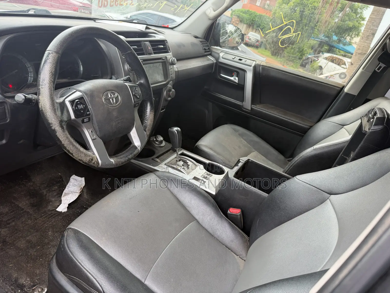 Toyota 4-Runner SR5 Premium 4dr 4x4 (4.0L 6cyl 5A) 2017 Gray