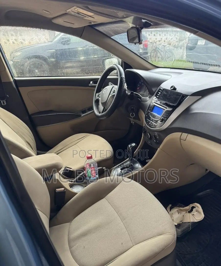 Hyundai Accent 2012 Blue