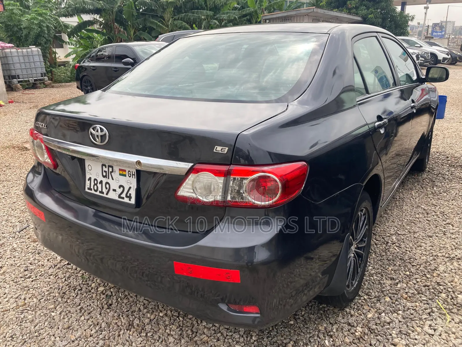 Toyota Corolla LE 4dr Sedan (1.8L 4cyl 4A) 2013 Gray