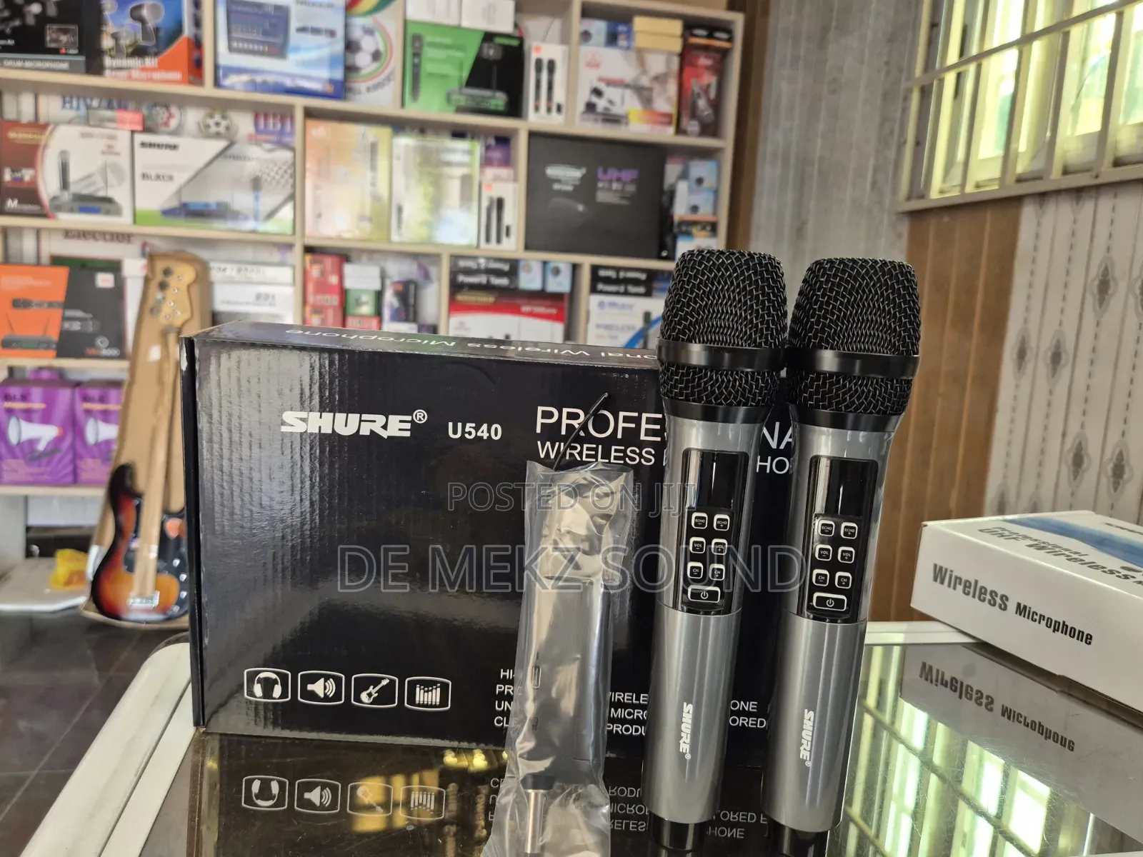 Shure Wireless Microphone U540