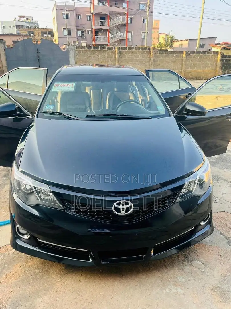 Toyota Camry 2014 Black