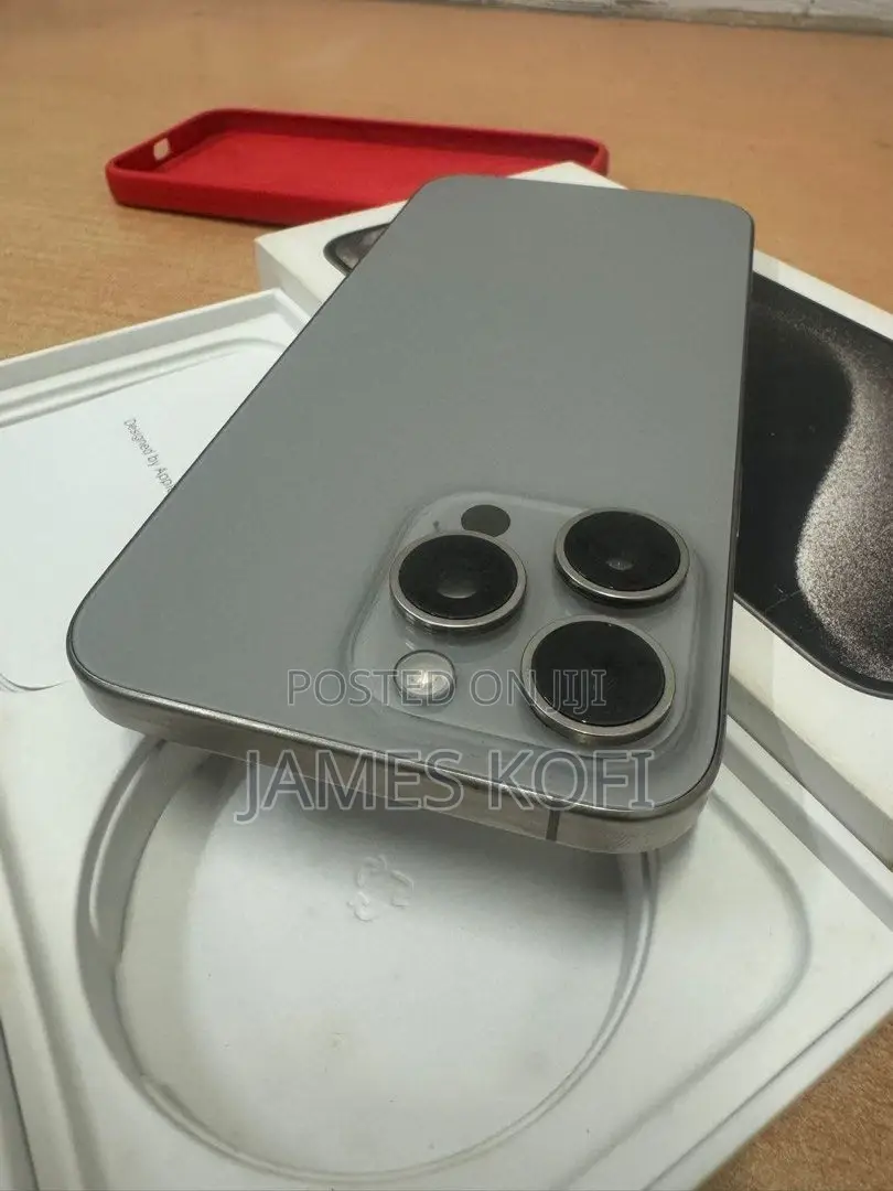 Apple iPhone 15 Pro Max 256 GB Gray