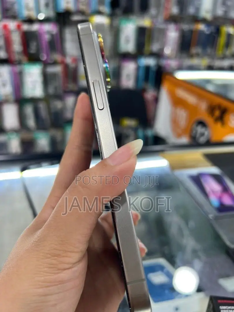 Apple iPhone 15 Pro 128 GB Gray