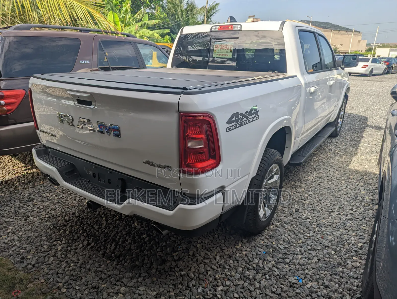 RAM 1500 2025 White