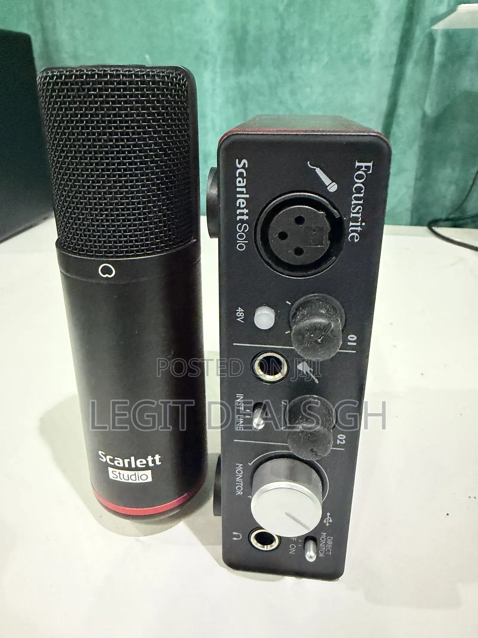 Focusrite Microphone and Sound Card Combo