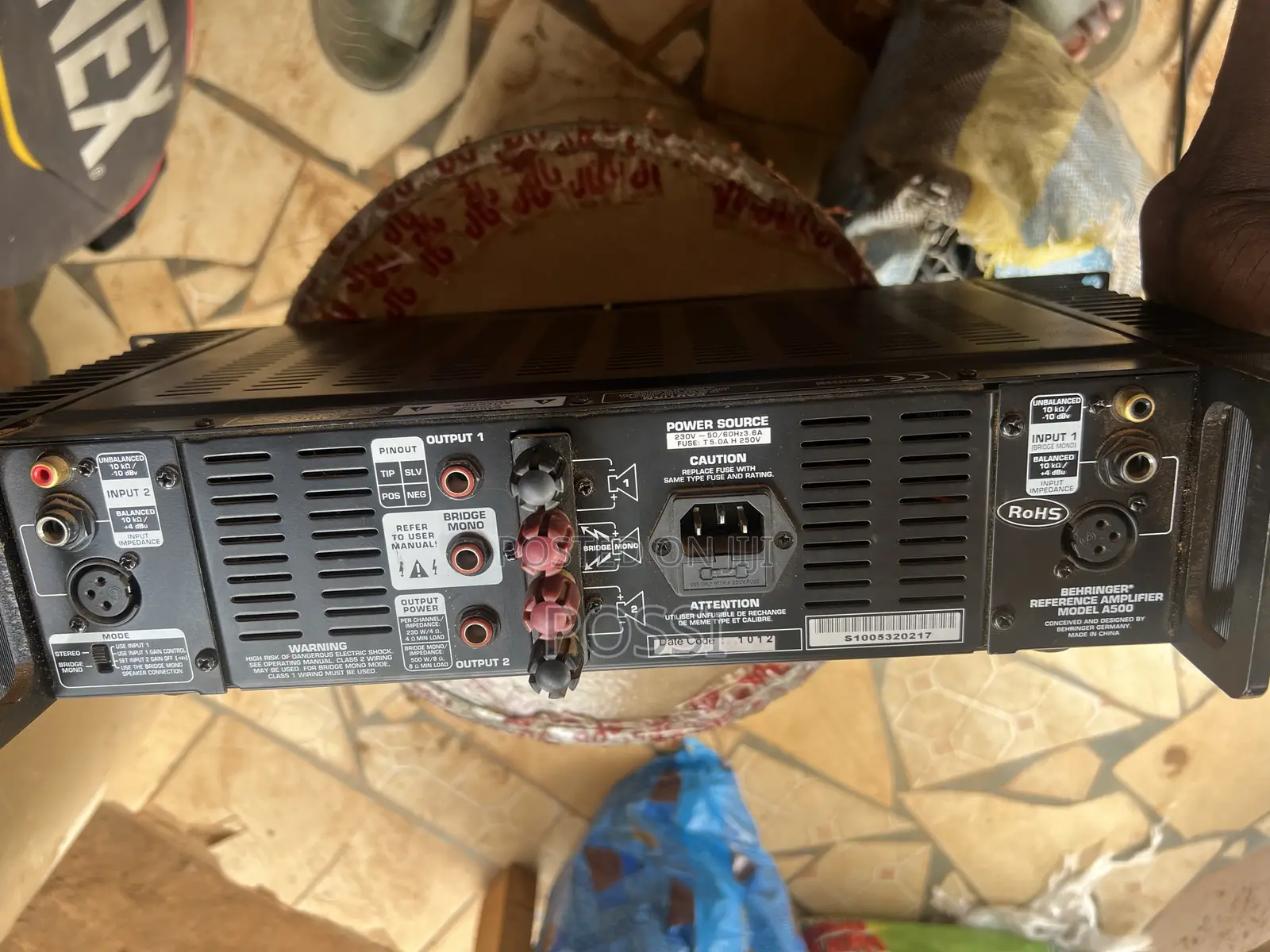 Original Behringer Power Amplifier ( Mid )