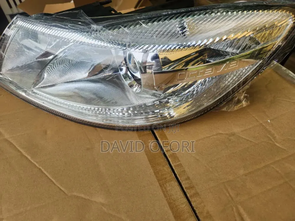 Skoda Octavia 2009-2014 Headlight With Octavia Inscription