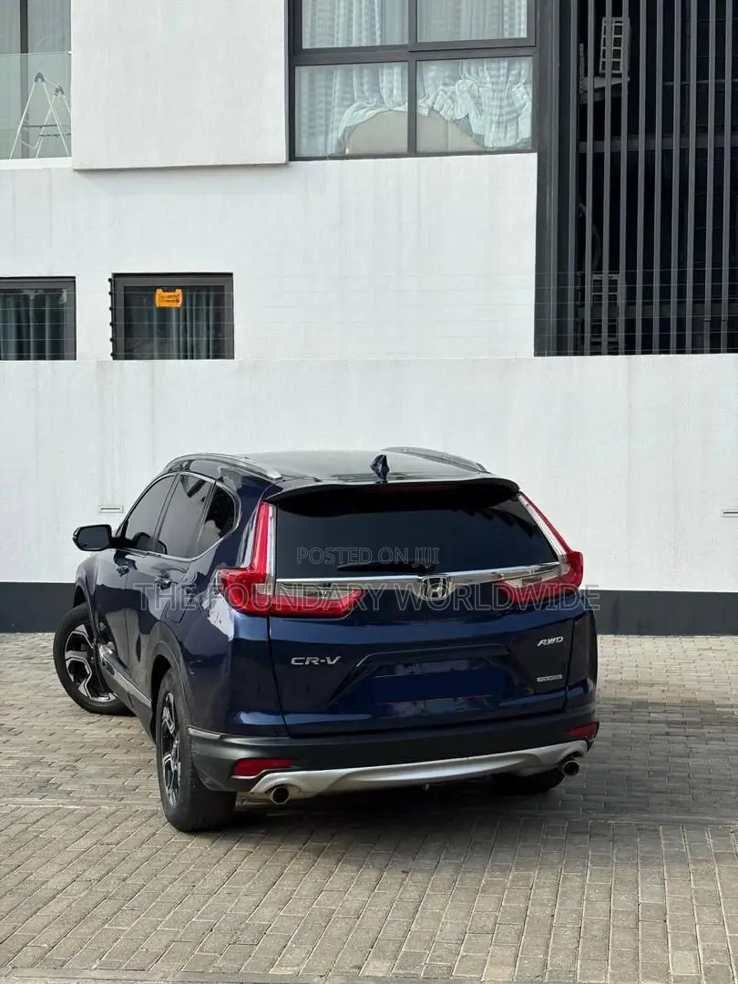 Honda CR-V Touring AWD 2019 Blue