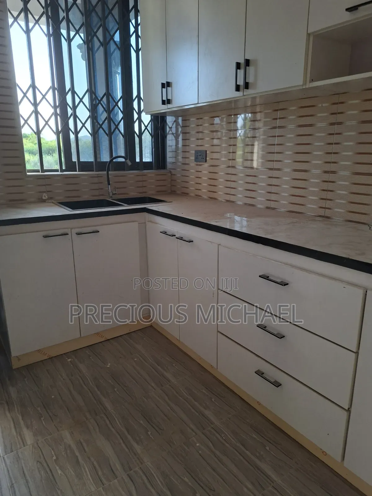 2bdrm Apartment in Yayra'S Apartment, Kasoa for sale