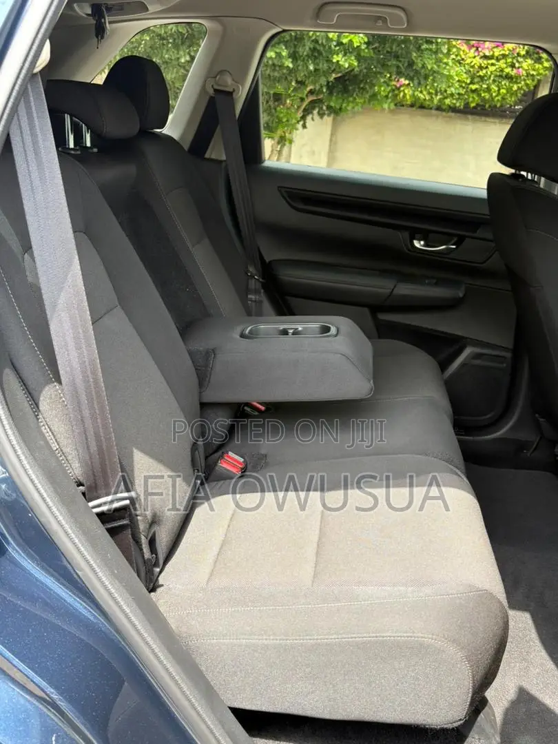 Honda CR-V LX 2WD 2023 Gray