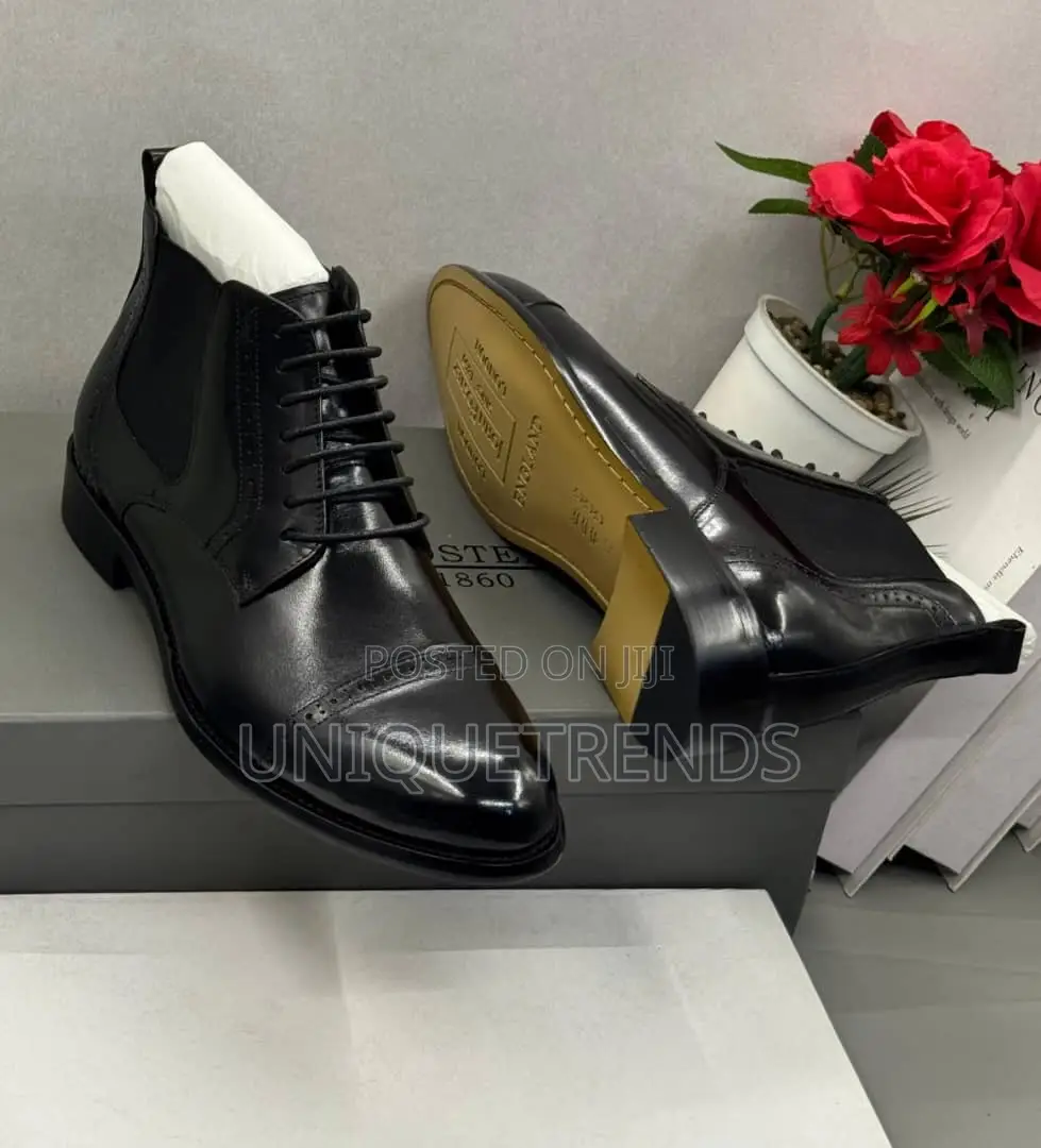 High Quality John Foster Leather Chelsea Boots (Black)