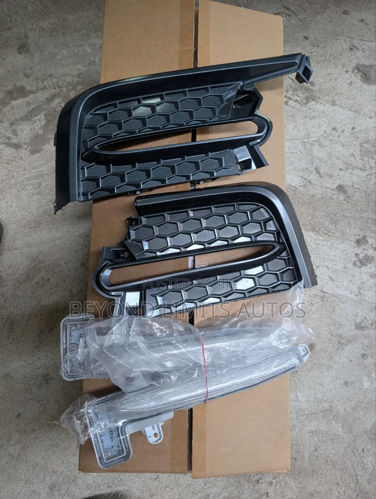 Toyota Corolla S 2020,2021,2022,2023 Fog Light and Cover Se Sport