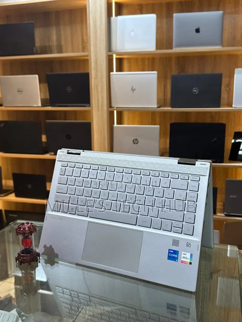 Laptop HP Pavilion X360 8GB Intel Core i5 SSD 512GB