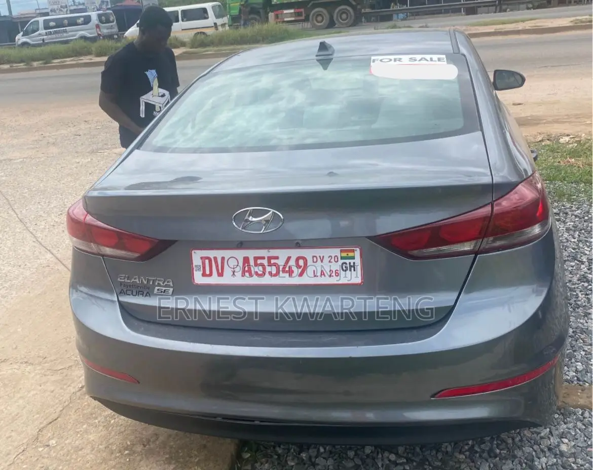 Hyundai Elantra 2017 Gray