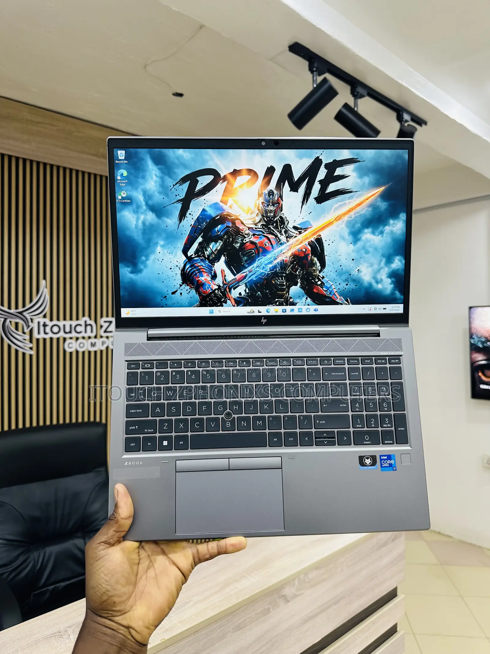 Laptop HP ZBook Firefly G8 16GB Intel Core i7 SSD 512GB