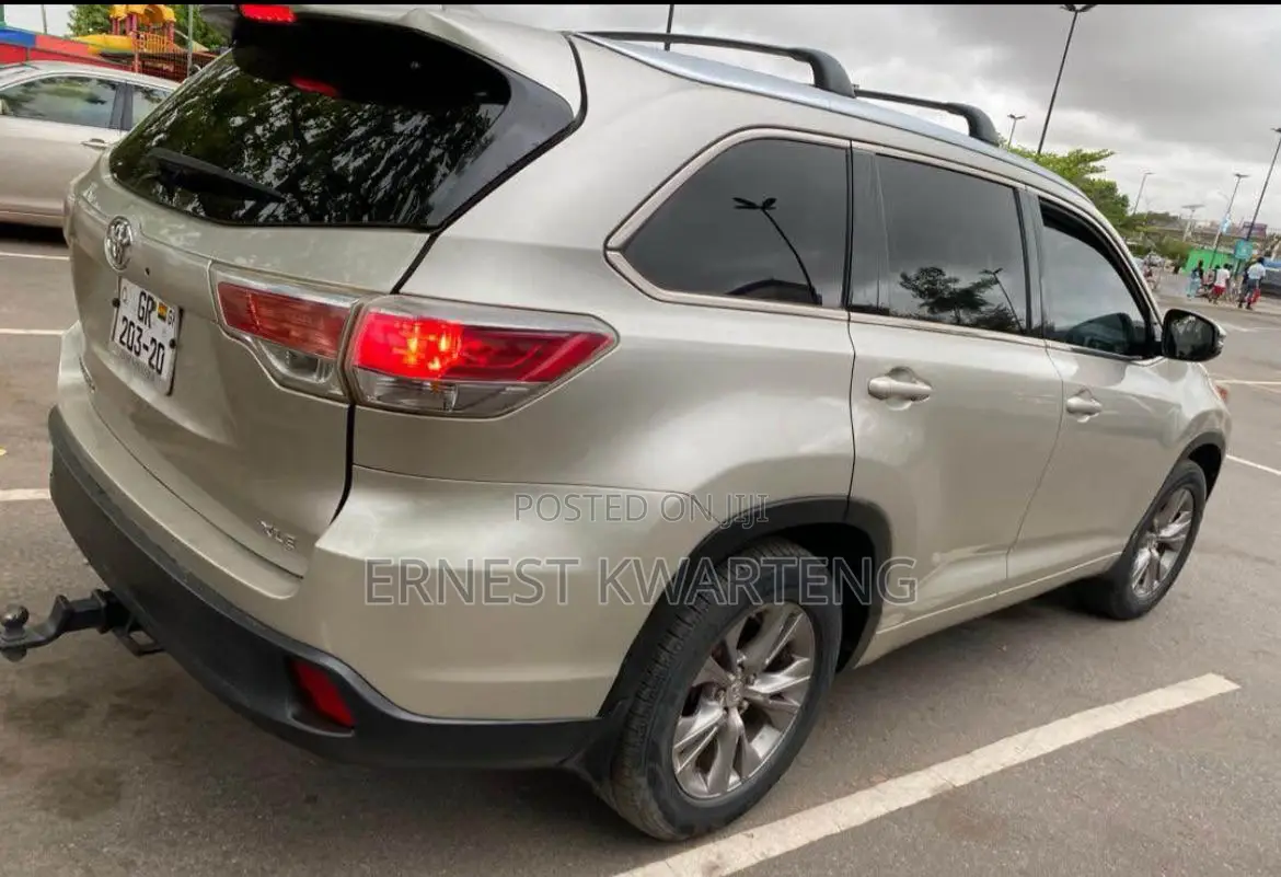 Toyota Highlander 2015 Silver