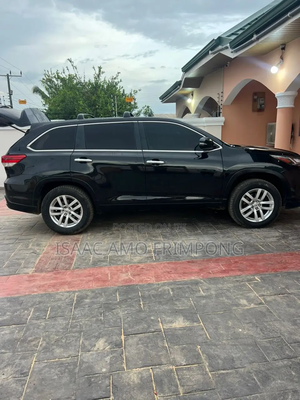 Toyota Highlander LE 4x2 (2.7L 4cyl 6A) 2018 Black