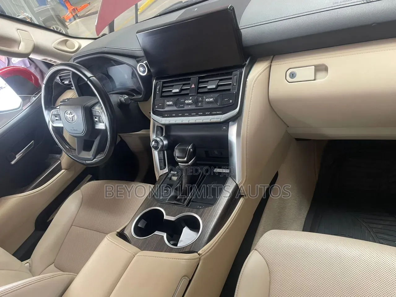 Toyota Land Cruiser Lc 300 2022,2023,2024 Carplay Upgrade