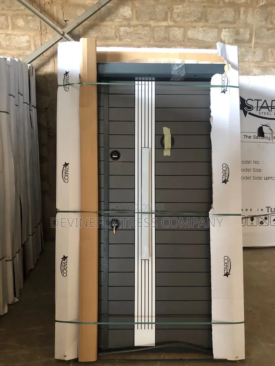 Quality Black and Gray Armor Door 11⁄2 Available for All Buildings