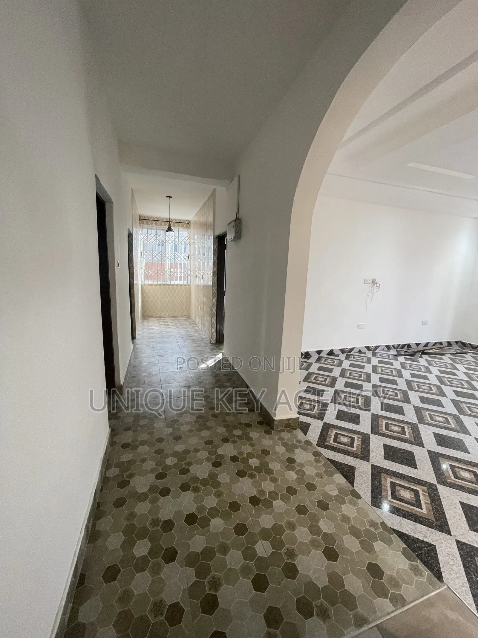 2bdrm Apartment in Unique Key Agency, Agbogba for rent
