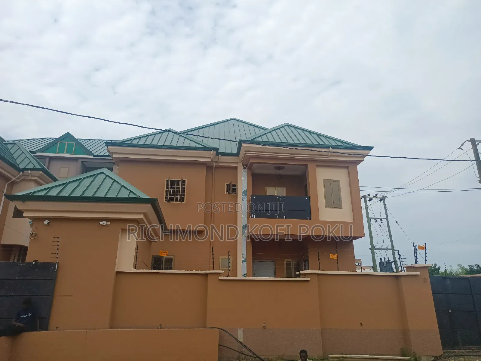 5bdrm House in Kofis Realty, Coca Cola for rent