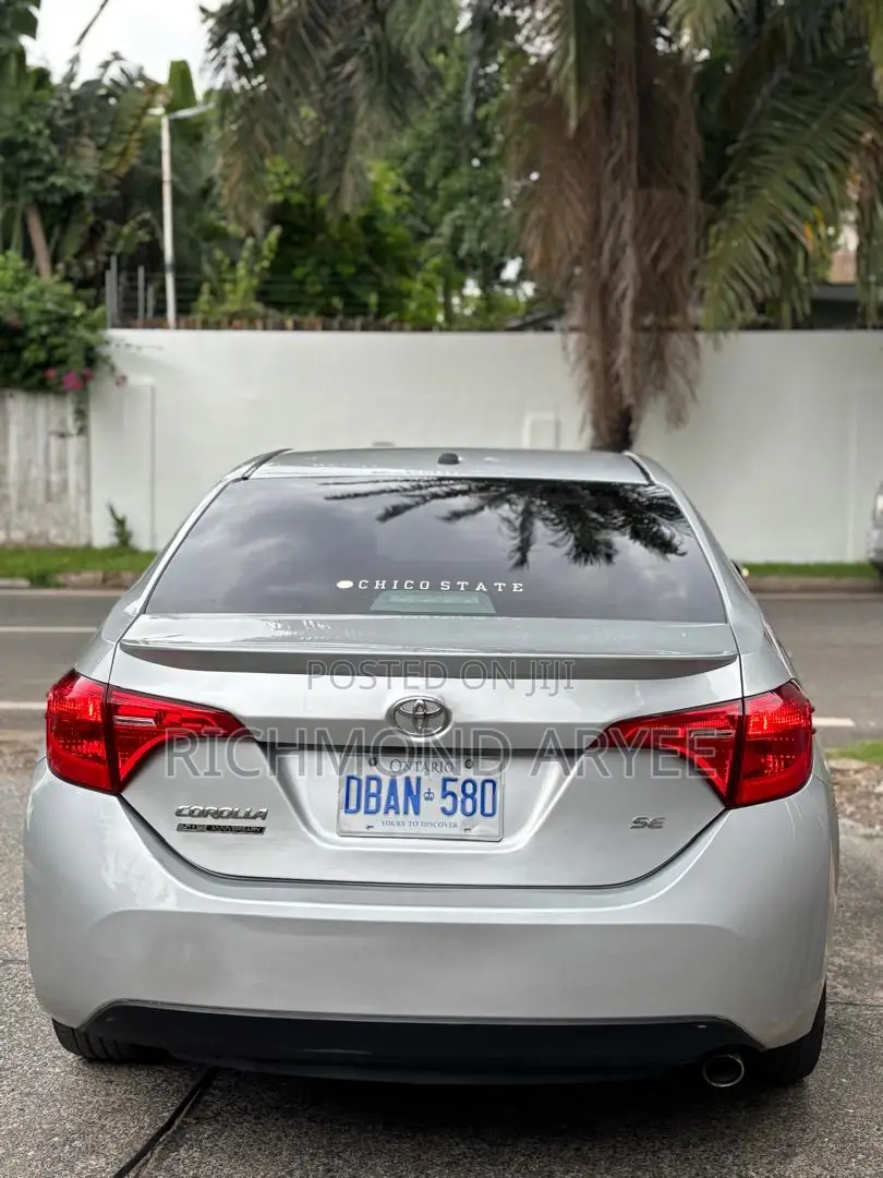 Toyota Corolla SE 4dr Sedan (1.8L 4cyl CVT) 2017 Silver