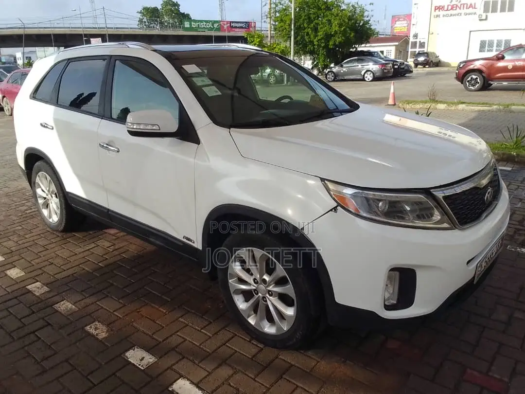 Kia Sorento 2015 White