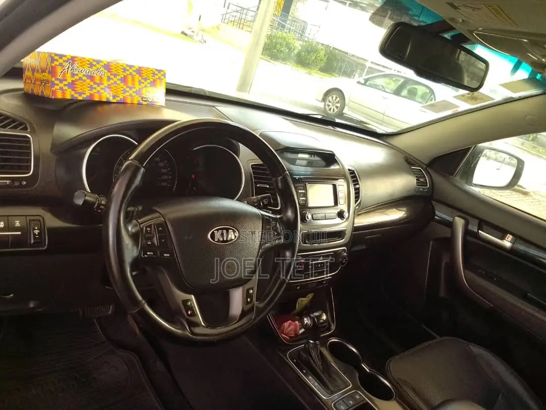 Kia Sorento 2015 White