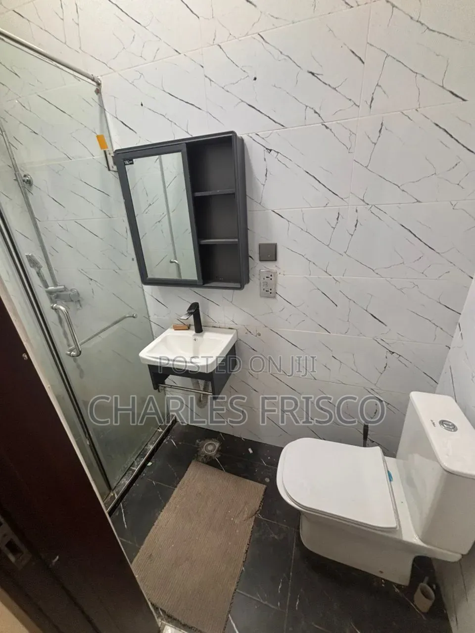 4bdrm House in School Junction for rent