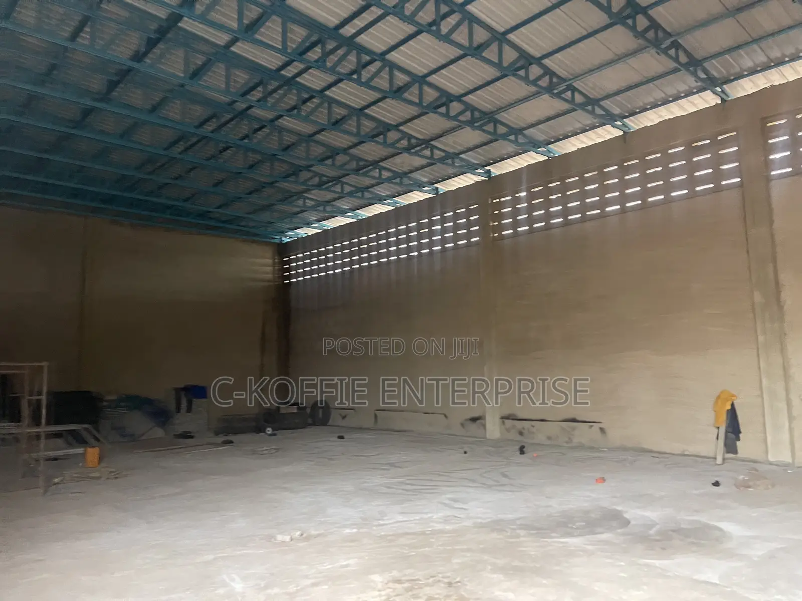 1001 SQM Warehouse at Spintex for Rent