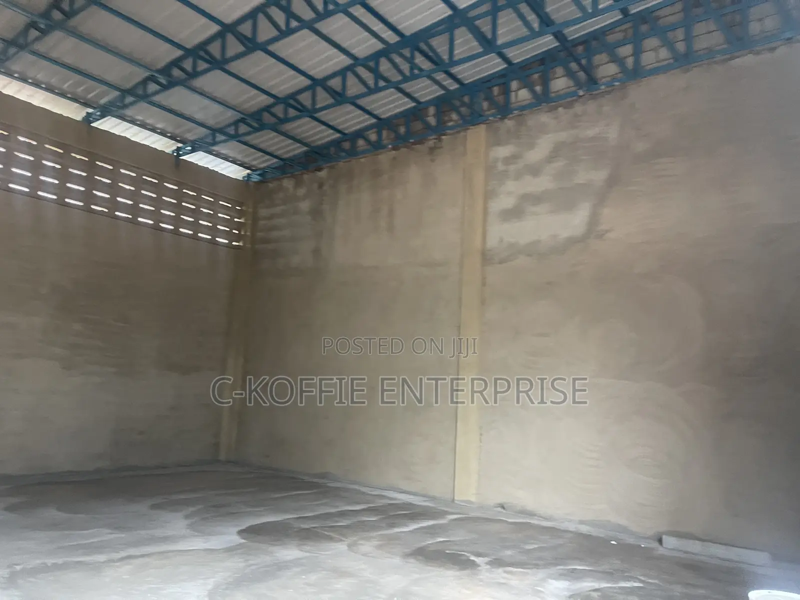 1001 SQM Warehouse at Spintex for Rent