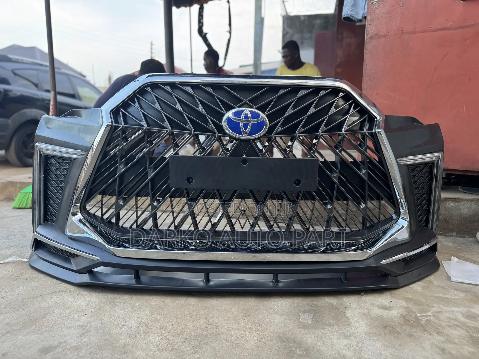 Toyota 4-Runner 2016-2020 Front Bumper and Back Bumper Complete Av
