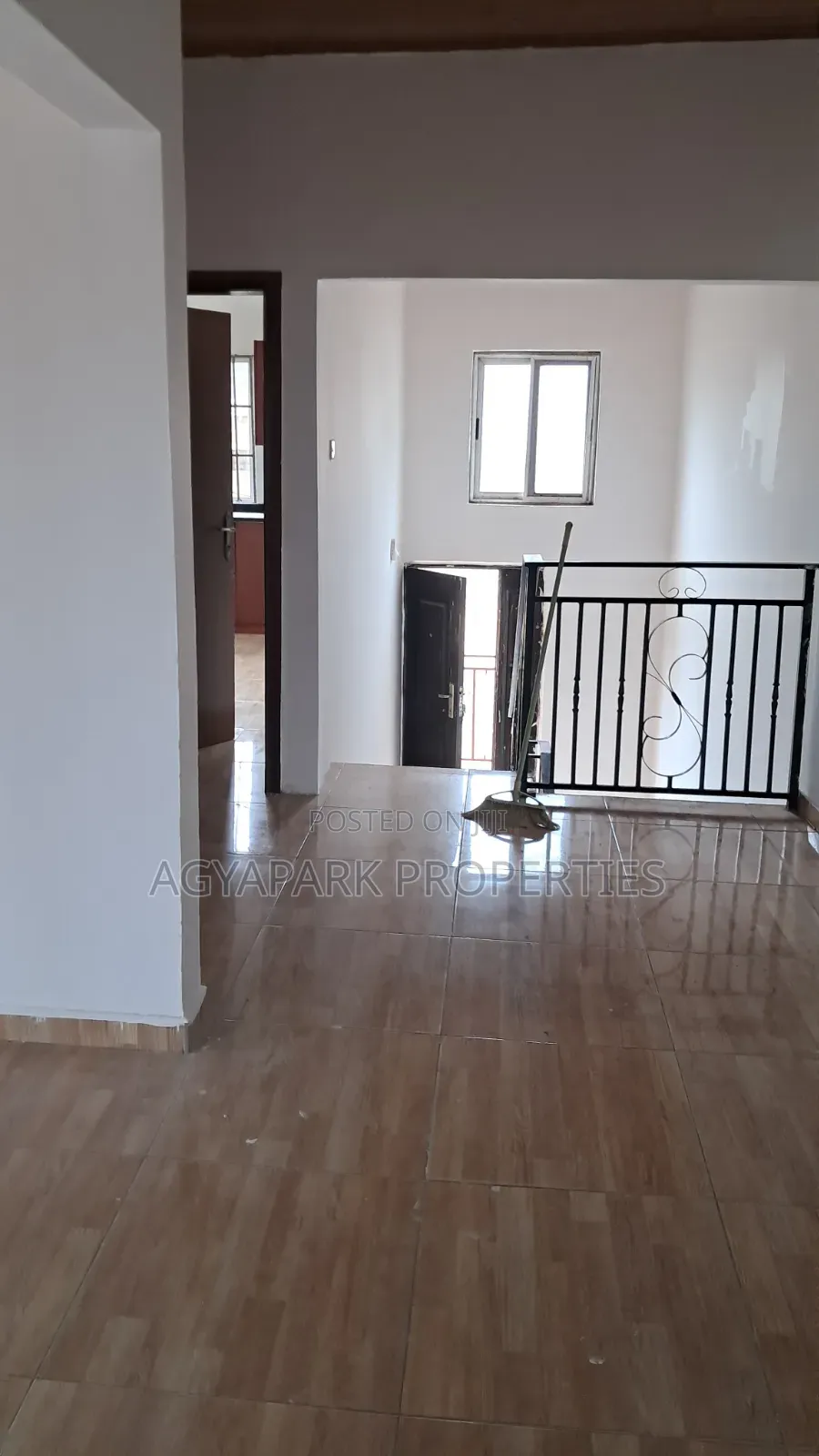 3bdrm Apartment in Cocobod, Amasaman for rent