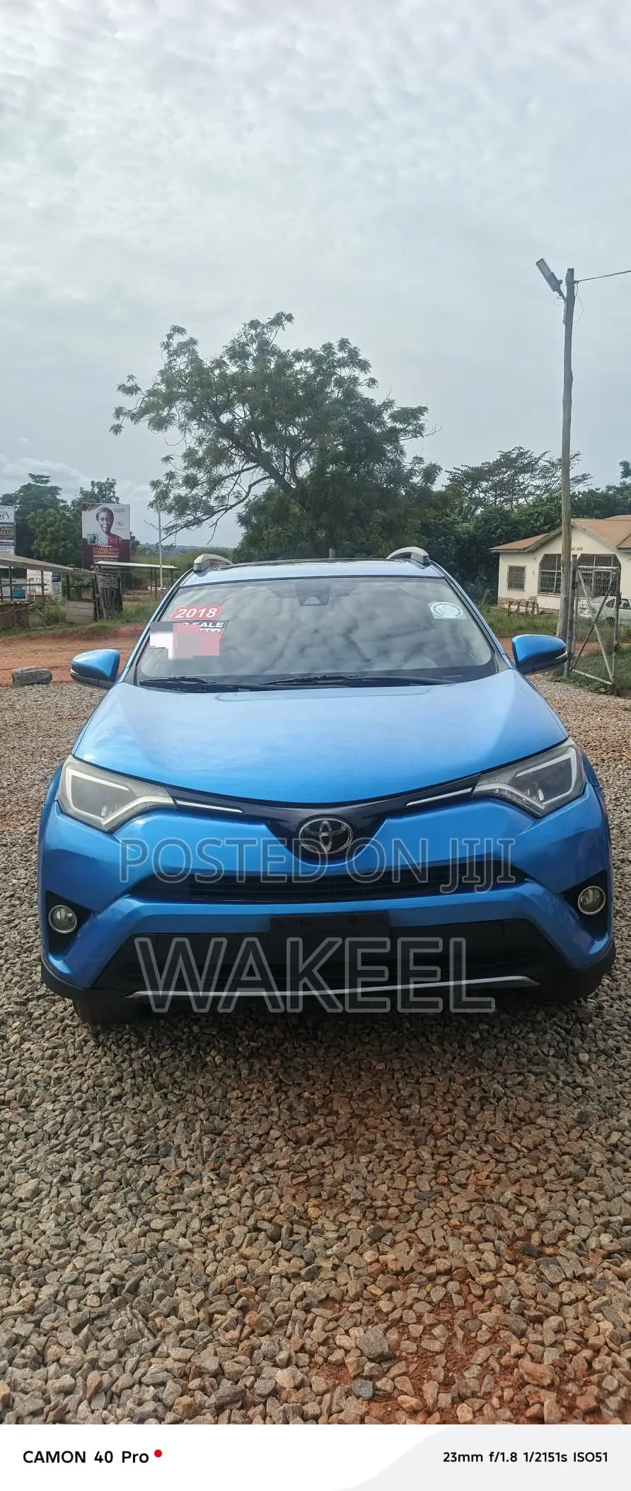 Toyota RAV4 XLE 4dr SUV AWD (2.5L 4cyl 6A) 2018 Blue