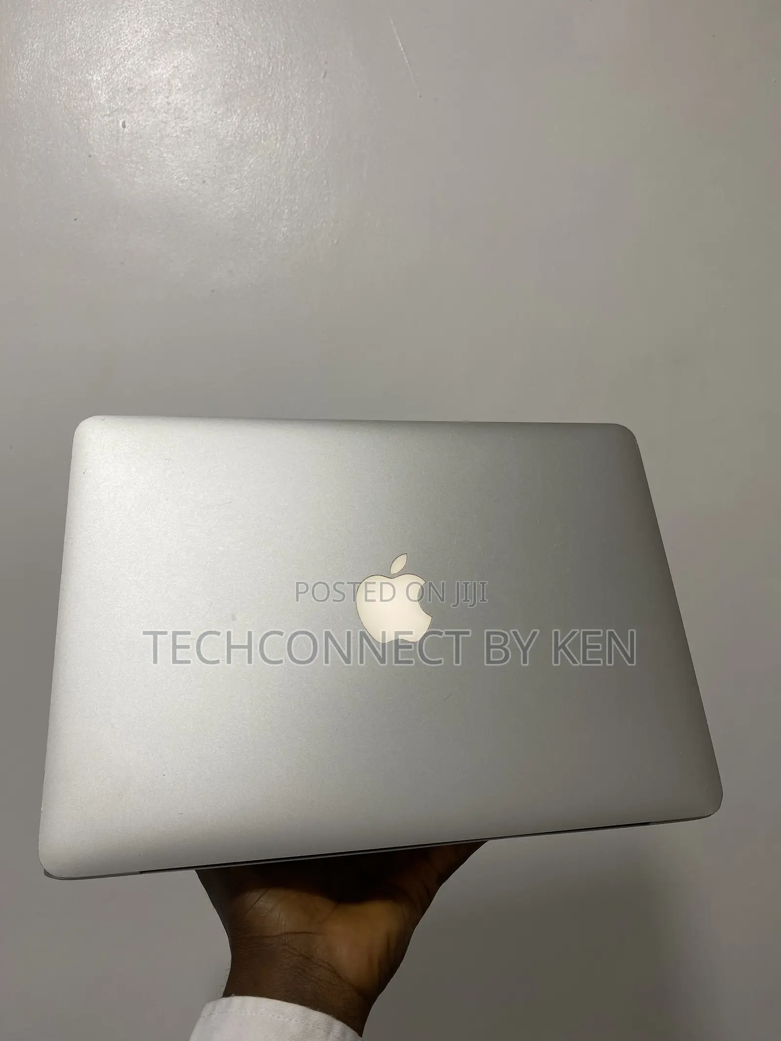 Laptop Apple MacBook Pro 8GB Intel Core i5 SSD 256GB