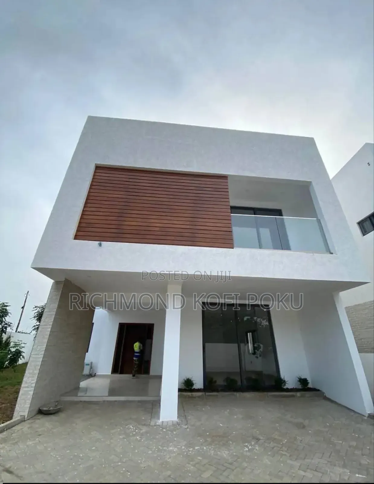 4bdrm House in Kofis Realty, Sakumono for sale