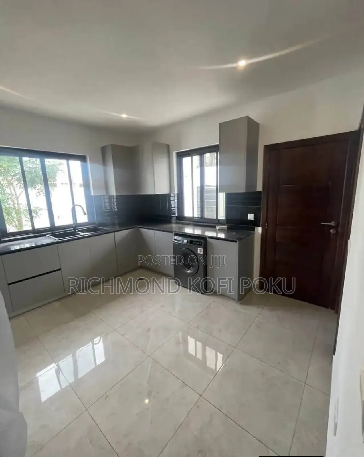 4bdrm House in Kofis Realty, Sakumono for sale