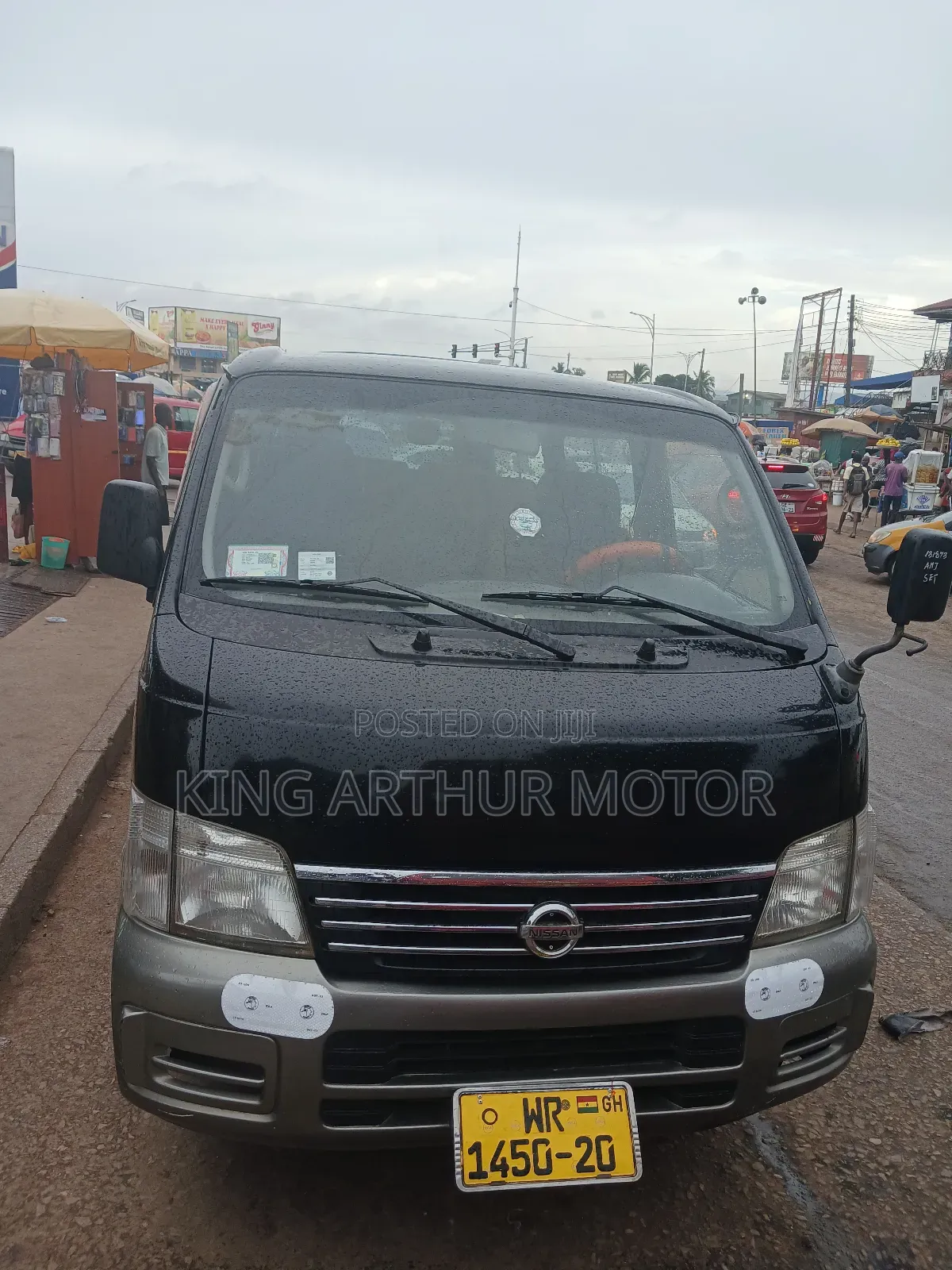 Nissan Caravan (Urvan) 2010 Black
